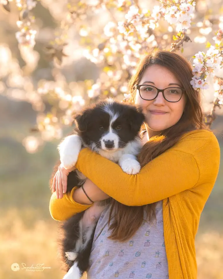 Denise Negrón with DaVinci, Art of Blossom Border Collie in Tarragona